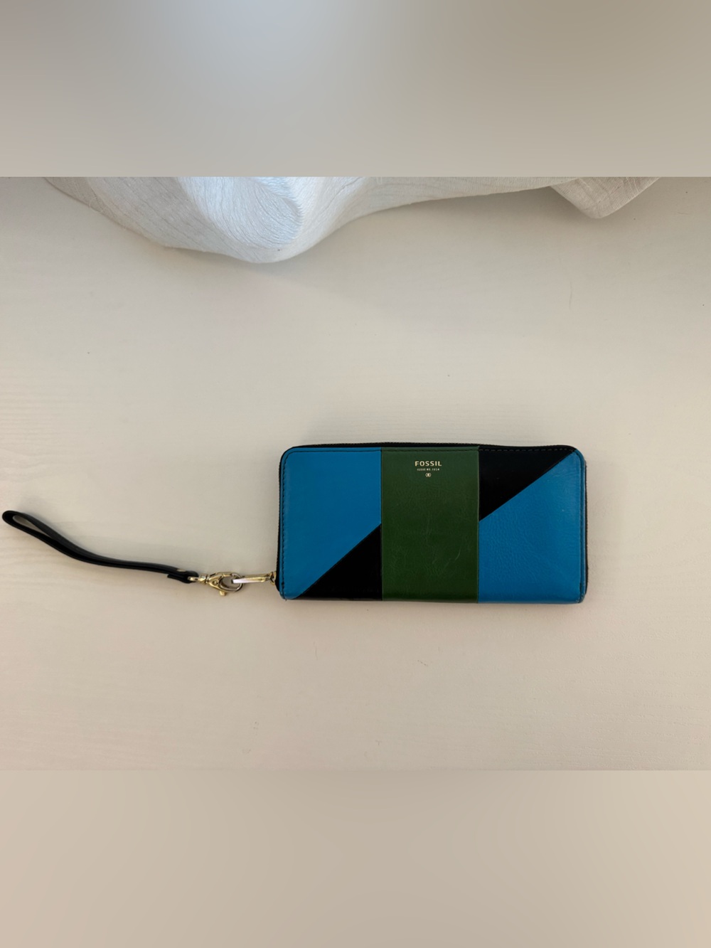 Fossil Tri-Color Zip Wristlet in Blue, Green & Black